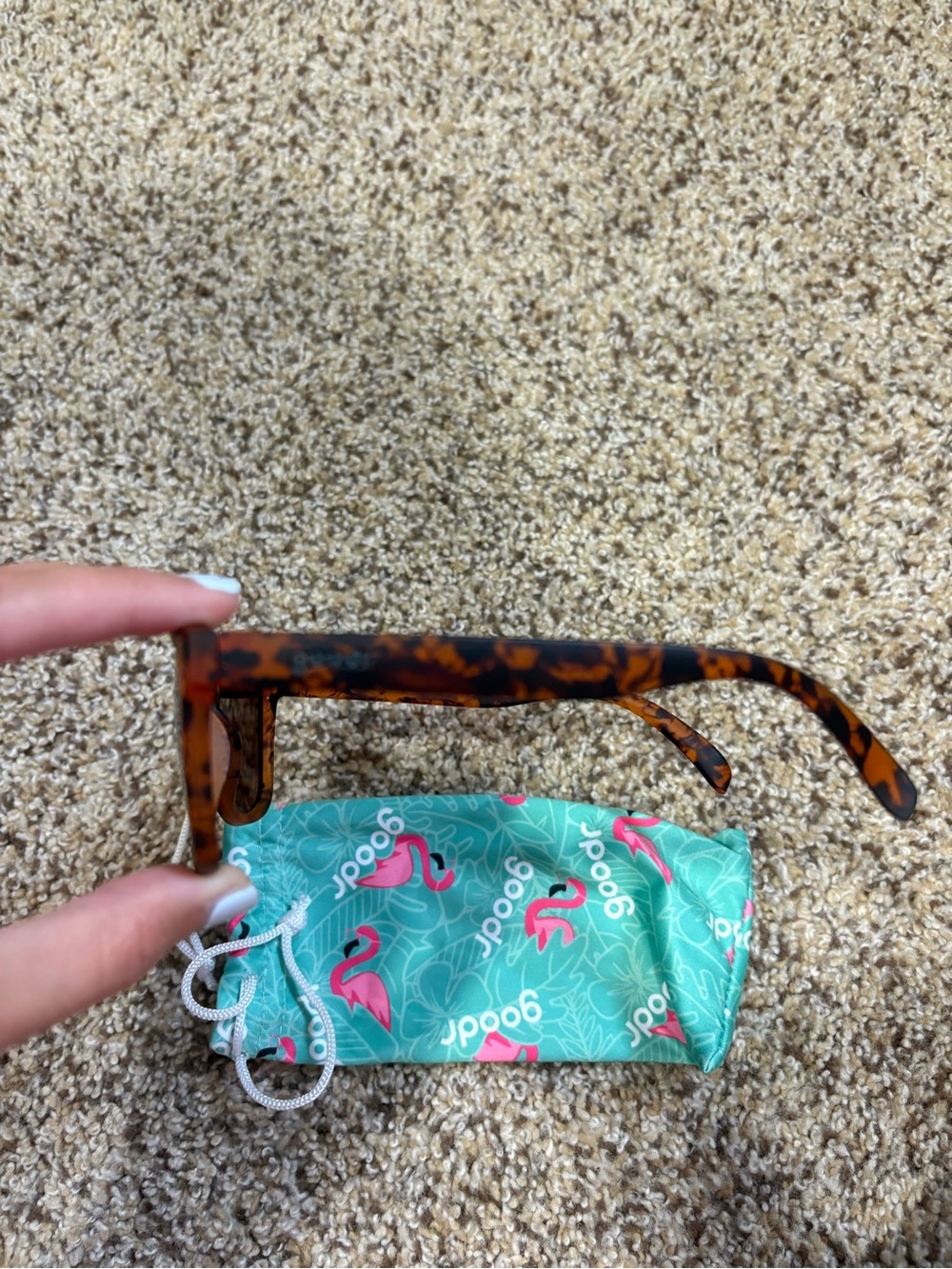 goodr OG Tortoiseshell Sunglasses - Bosley’s Basset Hound Dreams - Picture 3 of 5